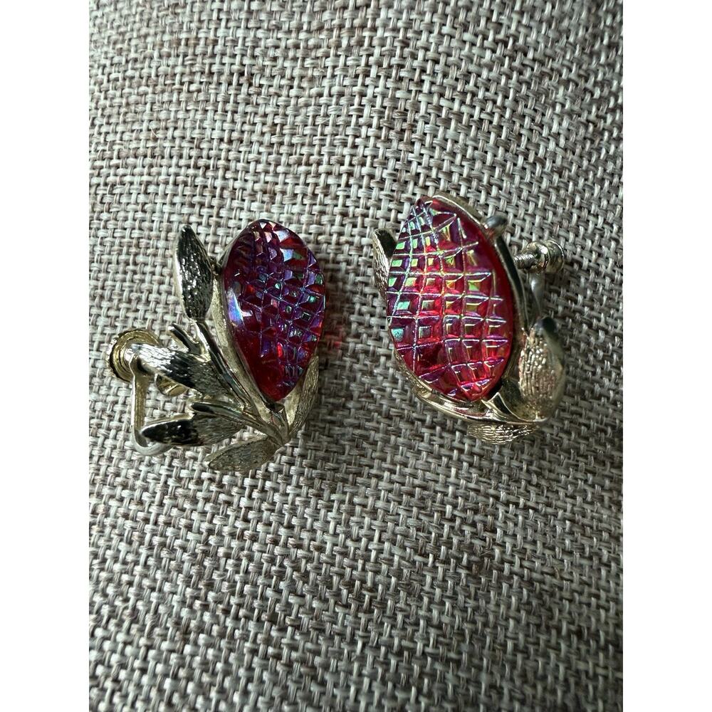 Vintage Pressed Glass Coro Screw Back Earrings Gold Tone AB Pink Flower Leaf